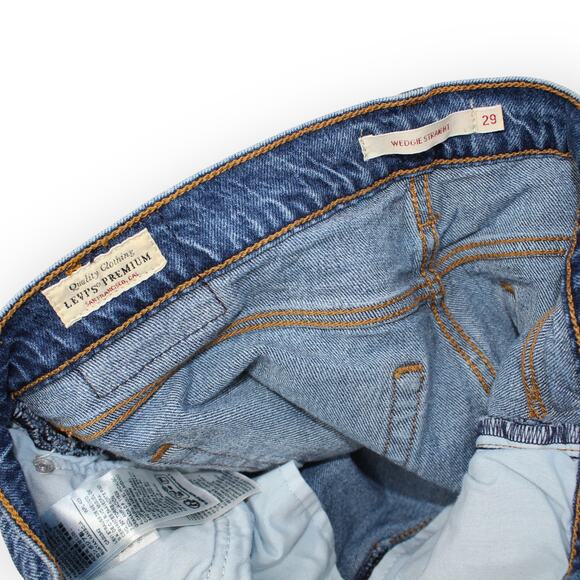 29 Levi's Wedgie Straight Ankle Women's Jeans Unstoppable Wear Dark Wash - Picture 5 of 12